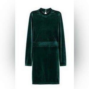 H&M Elegant Green Velvet Dress